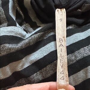 Bailey 44 Kids Striped Black and Gray tunic top mesh on top  ♥️